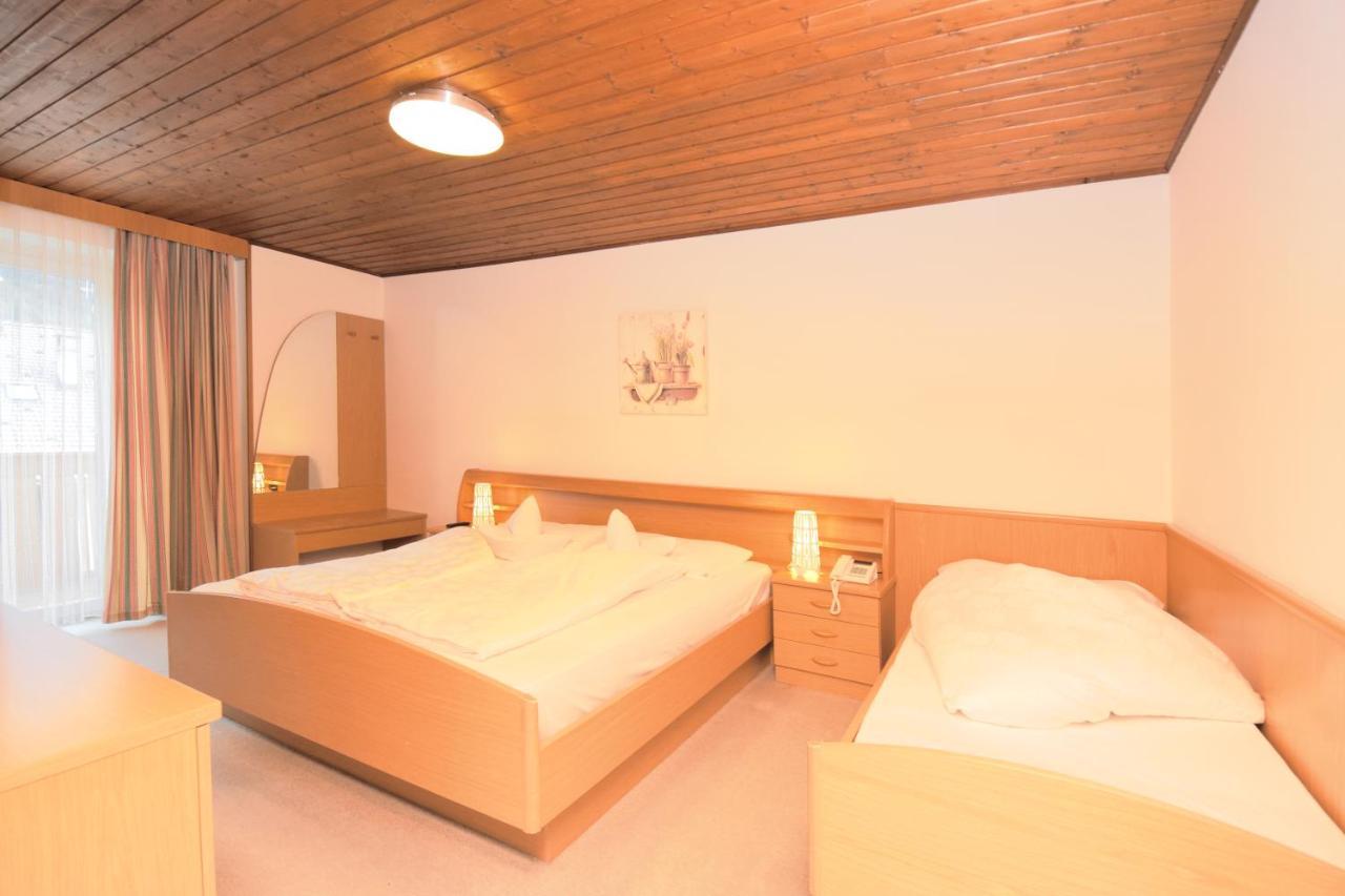 Hotel Chalet Olympia Monguelfo-Tesido / Welsberg-Taisten Εξωτερικό φωτογραφία
