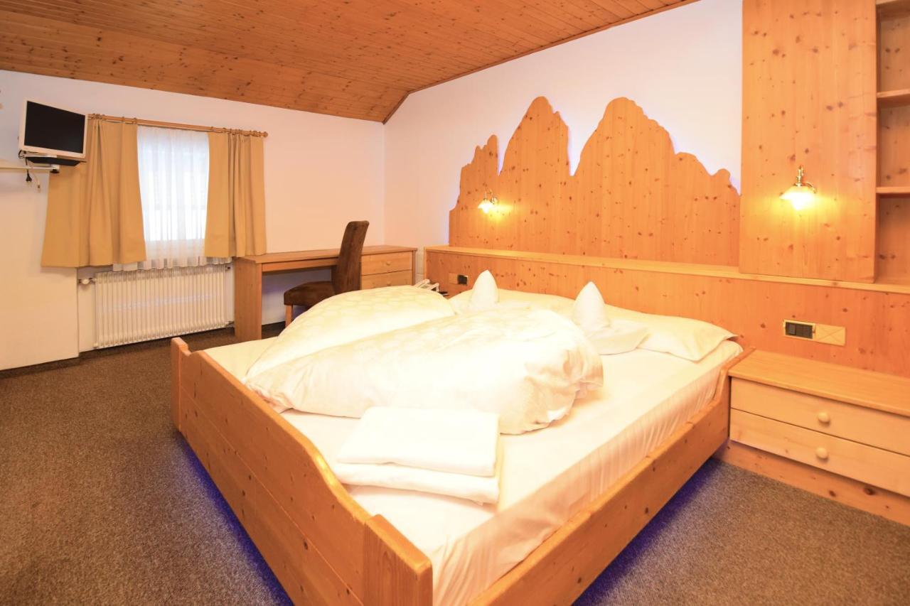 Hotel Chalet Olympia Monguelfo-Tesido / Welsberg-Taisten Εξωτερικό φωτογραφία