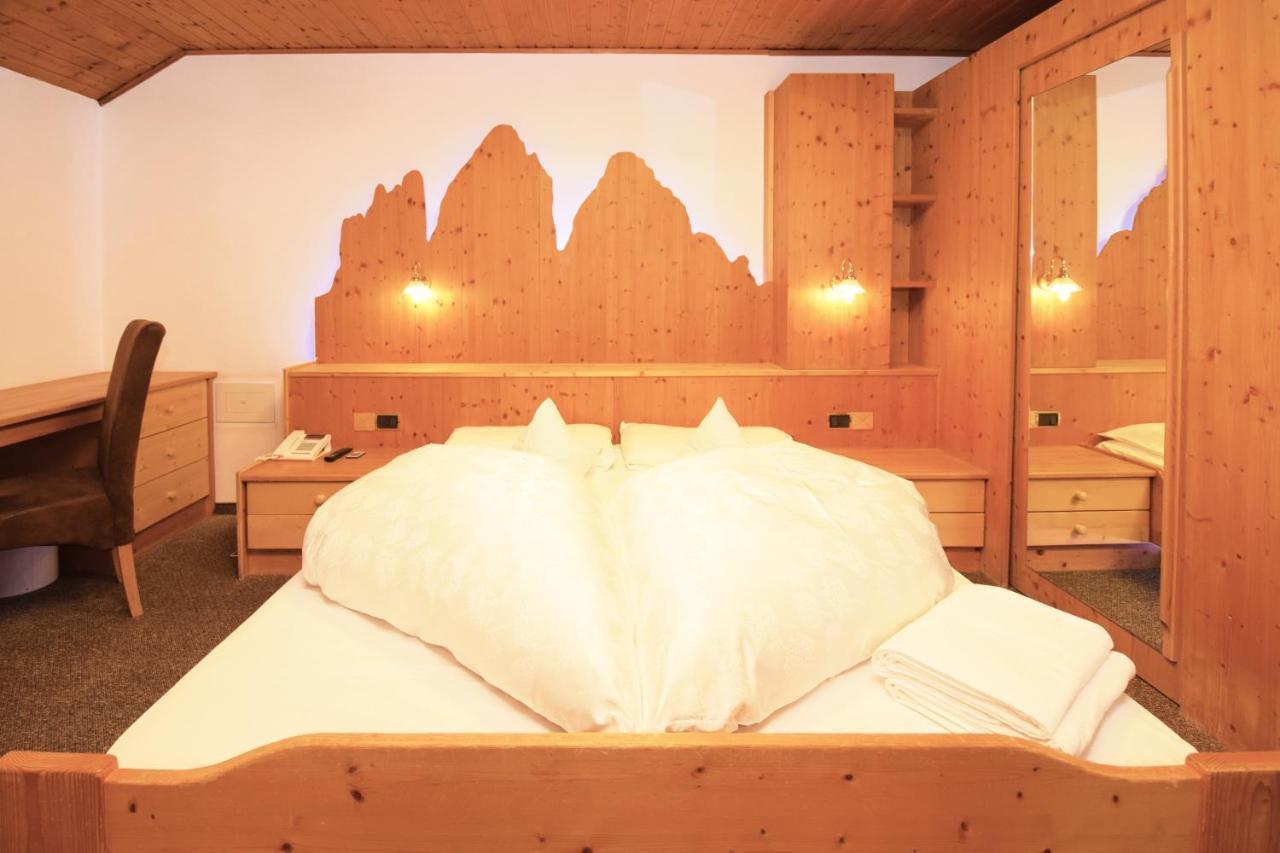 Hotel Chalet Olympia Monguelfo-Tesido / Welsberg-Taisten Εξωτερικό φωτογραφία